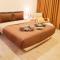 Seven Seas Resort Pattaya & Sofa bed