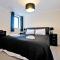 OrangeApartments Riverside Drive,5 Minutes from City Centre