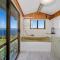 Heights Haven - Acacia Bay Holiday Home