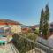 Leos Charming Home