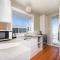The Black Bach - Mt Maunganui Holiday Home