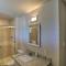 3 Mi to Old Town Scottsdale Upscale Home with Pool!