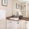 Rustic Modern 2 Bed 2 Bath with Lakeview Pool and Hot Tub