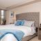 Rustic Modern 2 Bed 2 Bath with Lakeview Pool and Hot Tub