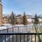 Rustic Modern 2 Bed 2 Bath with Lakeview Pool and Hot Tub