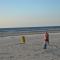 Foto: Pipowagen op het strand 1/22