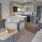 The Royal Clovelly caravan with sea views - 比迪福德