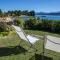 Casa en Llao Llao con vista al lago y campo de golf - San Carlos de Bariloche