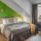 4 Trees Apartments by Adrez