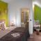 4 Trees Apartments by Adrez - Прага
