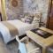 Pillow Place Parys
