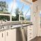 Wakatipu Views - Queenstown Holiday Home