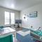 Hosteeva Capitol Hill 2BR Apt - 7 Walking Distance to Dining