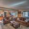 7 Mi to Heavenly Ski Resort Cozy Tahoe Cabin