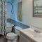 7 Mi to Heavenly Ski Resort Cozy Tahoe Cabin