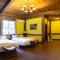 Provence Rose Lodge