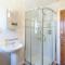 1 Springwater View