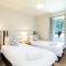 1 Springwater View