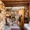 Classic and chic apartment in Trastevere