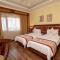 Hotel Dynasty