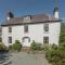 The Old Schoolhouse and Cottage