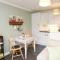 Old Queens Head