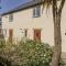 6 Malthouse Court