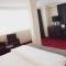 City Hotel