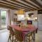 Whitcombe Cottage