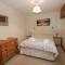 1 Park Nook Close