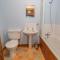 1 Park Nook Close