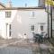 Church View Cottage - Buxton