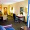 Holiday Inn Express Hotel & Suites Sanford, an IHG Hotel - Sanford