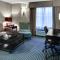 Holiday Inn Express Hotel & Suites Atlanta Buckhead by IHG