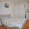 Holiday apartments in house Sanja