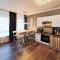 CF13 30m2 Central with Terrace AC and Netflix