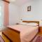 Apartments Tonimir