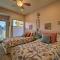 Lakefront Retreat with Dock and Beach 2 Miles to Golf - بيلا فيستا