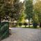Villa Giardino Lucca heated pool, 2 miles Lucca