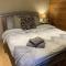 Southernwood - Garden Lodge 5