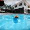 Swimming Pool Holiday Villa - أوكلاند