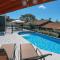 Swimming Pool Holiday Villa - Auckland