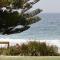 Beachfront One, Mollymook - Mollymook