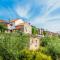 Fonte da Rosa Guest House APT2