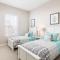 5 BR 6 BA Deluxe Villa 5 min to Disneyworld BBQ Grill