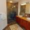 Large & Luxurious Oceanview Villa - Pacific Rim Retreat