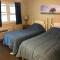 West Winds Motel & Cottages
