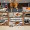 Kyriad Prestige Lyon Est - Saint Priest Eurexpo Hotel and SPA - Saint-Priest