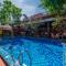 The Train Resort - Your Relaxing Resort with Large Pool & Jacuzzi