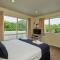 The White Morph Motels